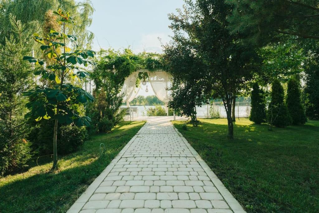Therme - Corbeanca By The Lake Luxury Villa Exterior foto